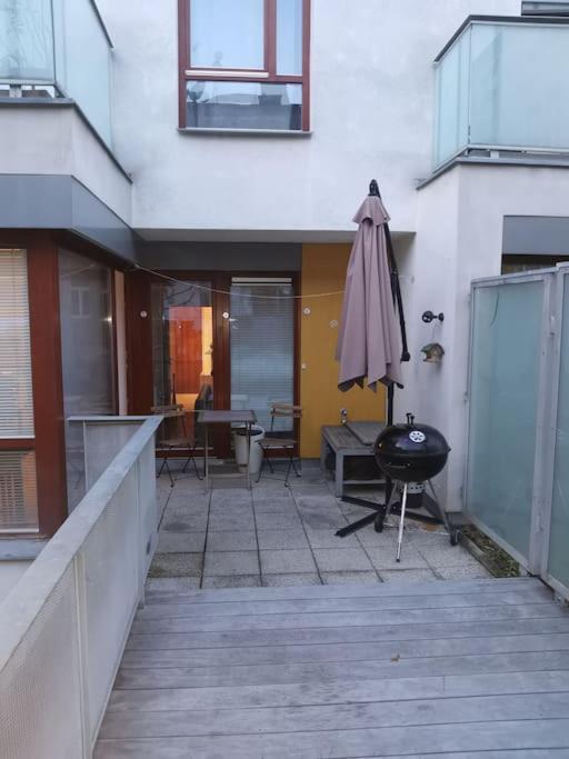 Auriapartments Karlin 2Kk S Terasou A Parkovanim 프라하 외부 사진