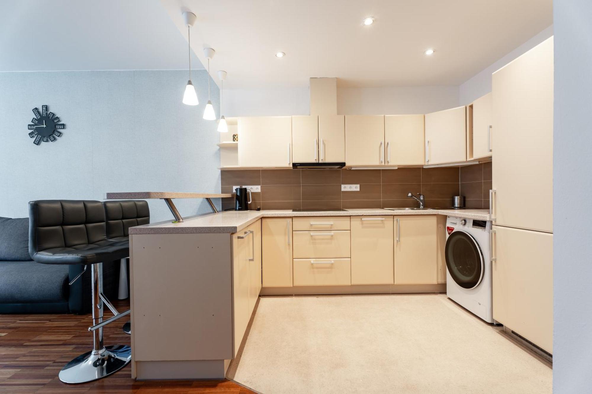 Auriapartments Karlin 2Kk S Terasou A Parkovanim 프라하 외부 사진